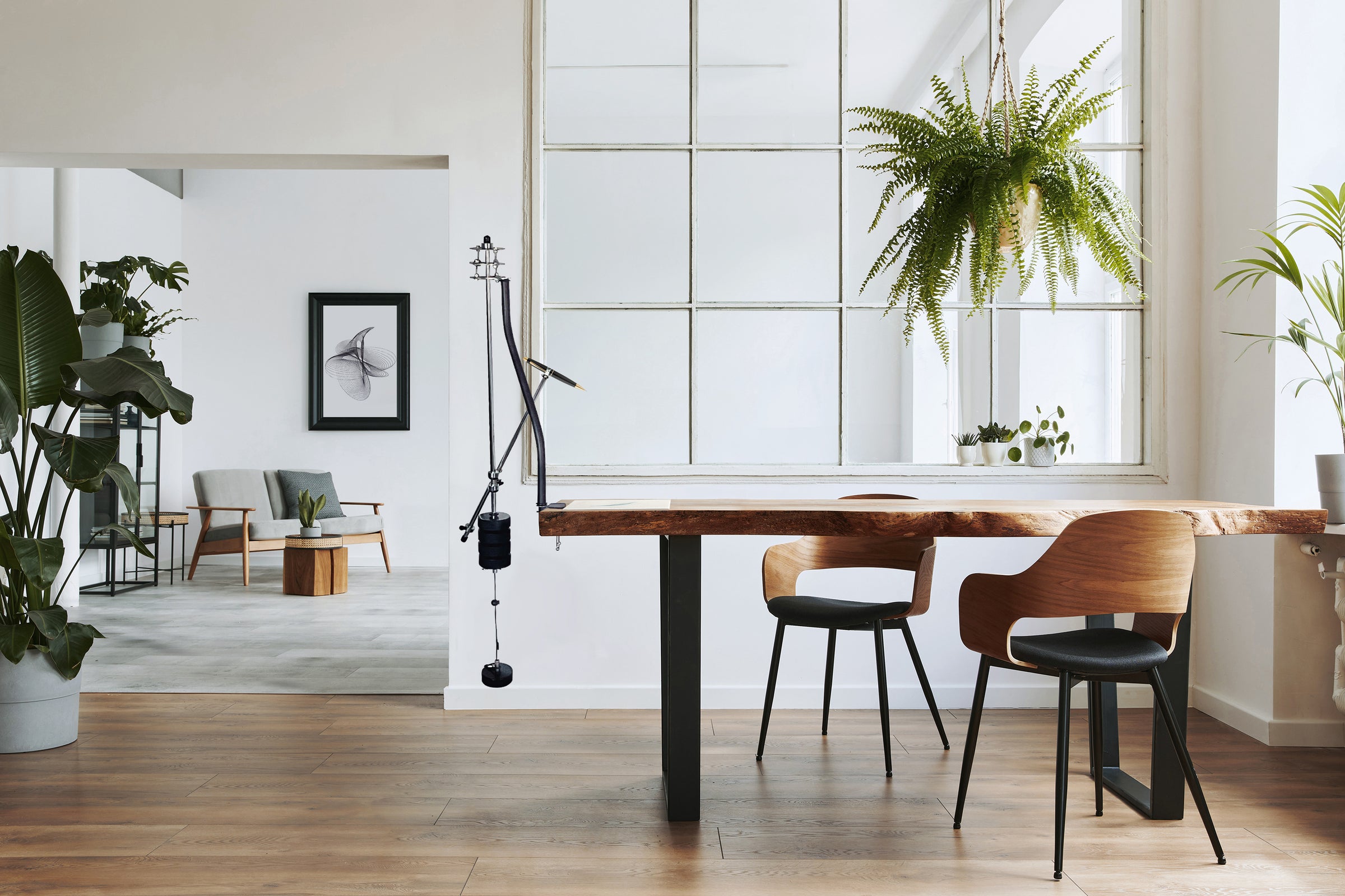 penduloz_dining_room_desktop_setup